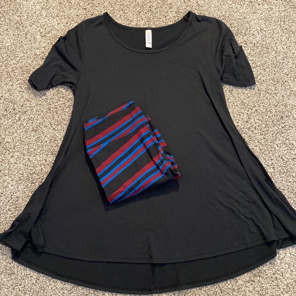 Solid Black Perfect T And Striped Os Leggings By Lularoe